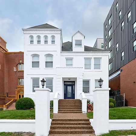 White House At Grand Central Tower Grove Екстер'єр фото