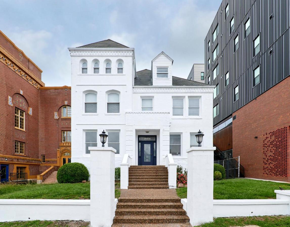 White House At Grand Central Tower Grove Екстер'єр фото